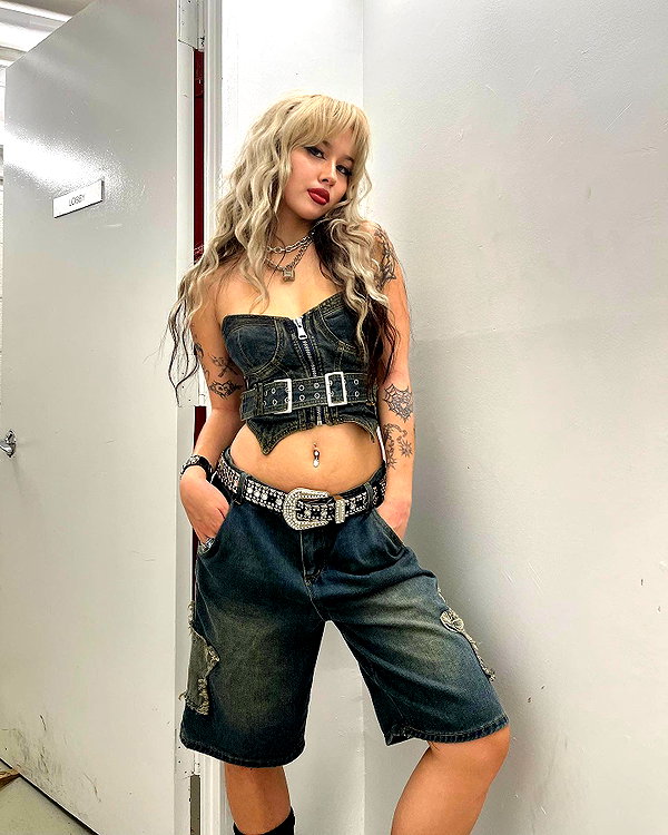 melislie instagram image archive image