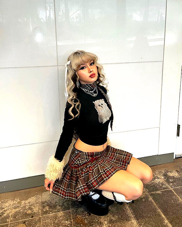 melislie instagram image archive image