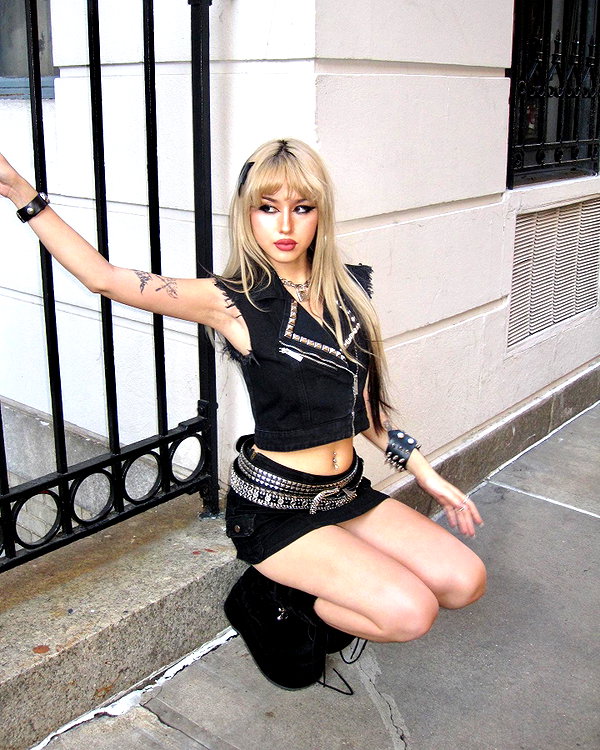 melislie instagram image archive image