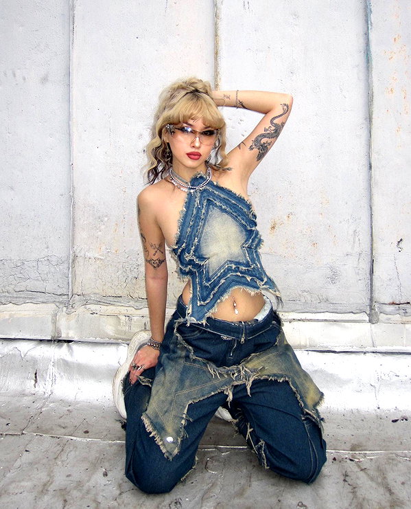 melislie instagram image archive image