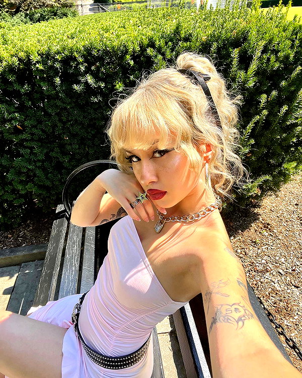 melislie instagram image archive image