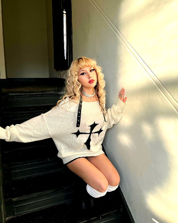 melislie instagram image archive image