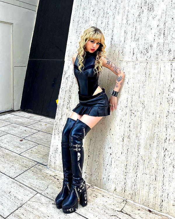 melislie instagram image archive image