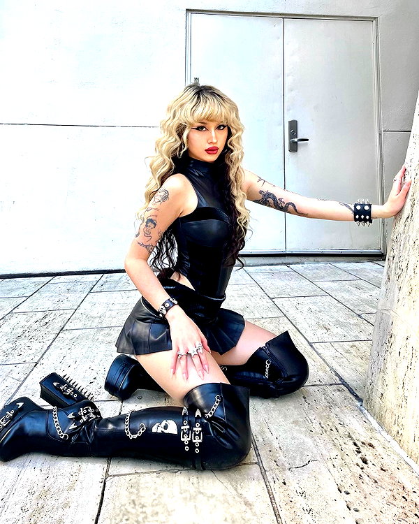 melislie instagram image archive image