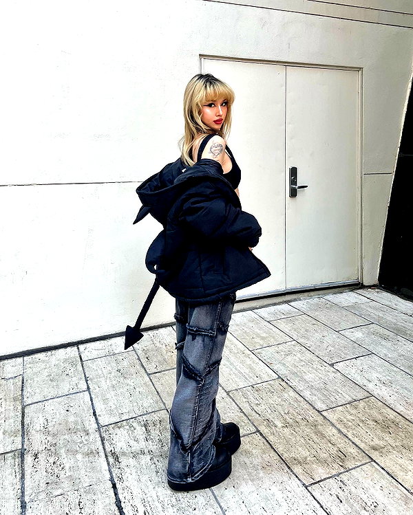 melislie instagram image archive image