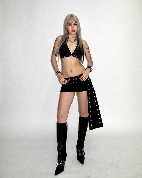 melislie instagram image archive image