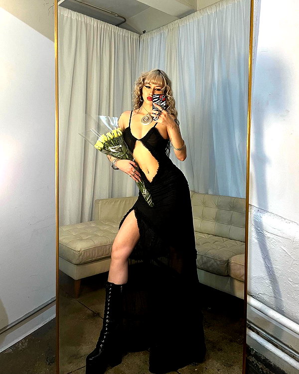 melislie instagram image archive image