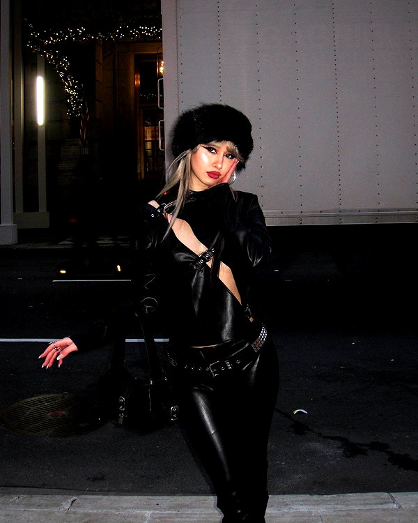 melislie instagram image archive image