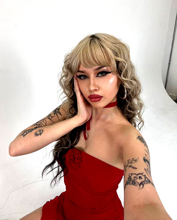 melislie instagram image archive image