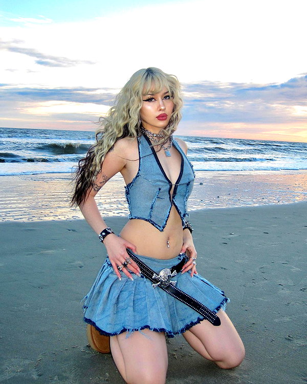 melislie instagram image archive image