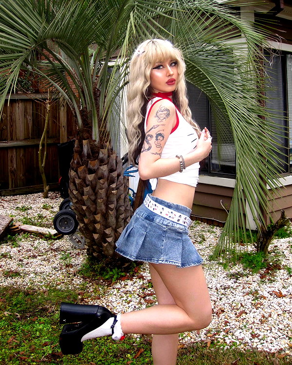 melislie instagram image archive image