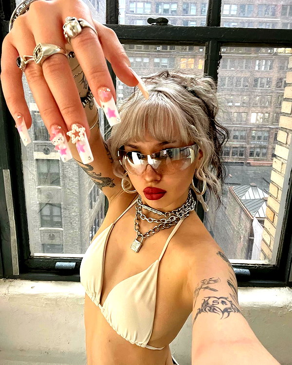 melislie instagram image archive image