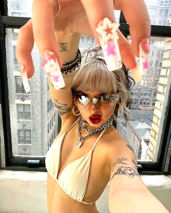 melislie instagram image archive image