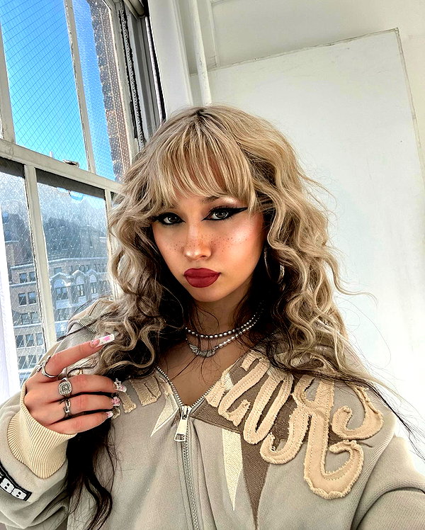 melislie instagram image archive image