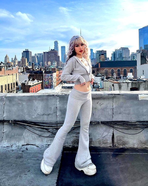 melislie instagram image archive image