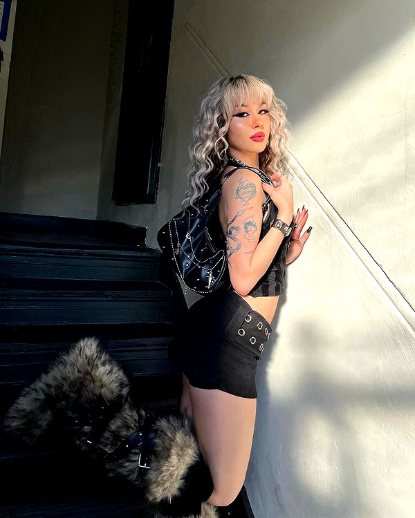 melislie instagram image archive image