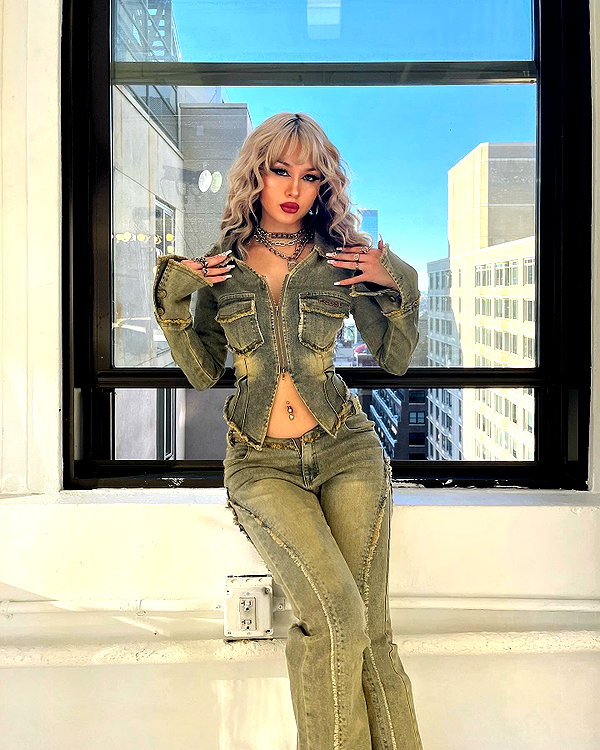 melislie instagram image archive image