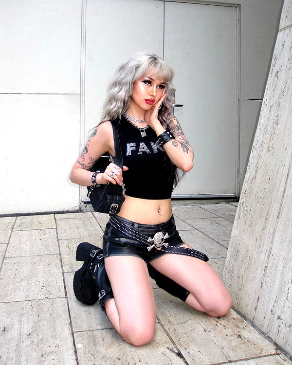 melislie instagram image archive image