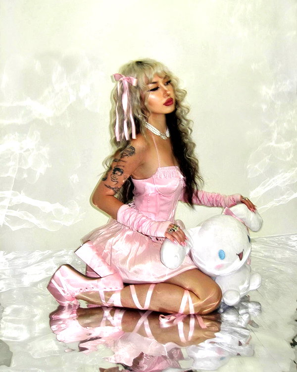 melislie instagram image archive image