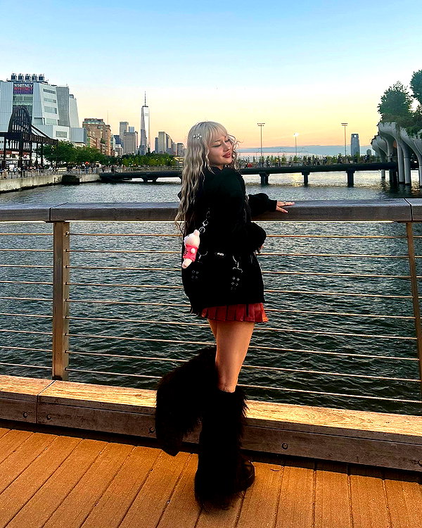melislie instagram image archive image