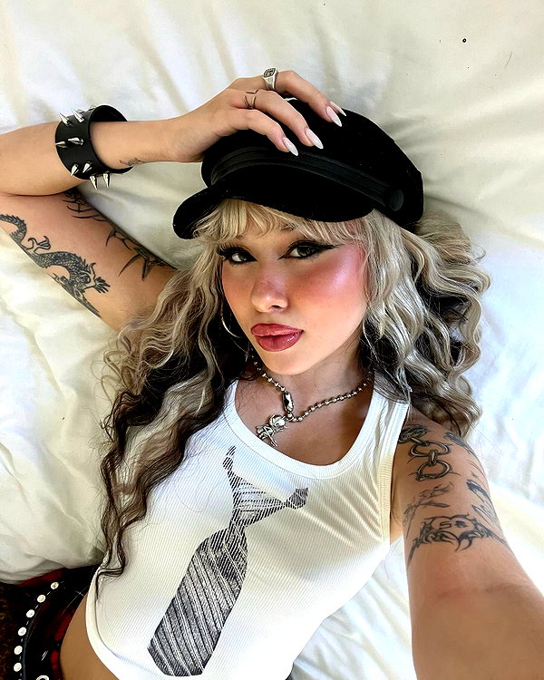 melislie instagram image archive image