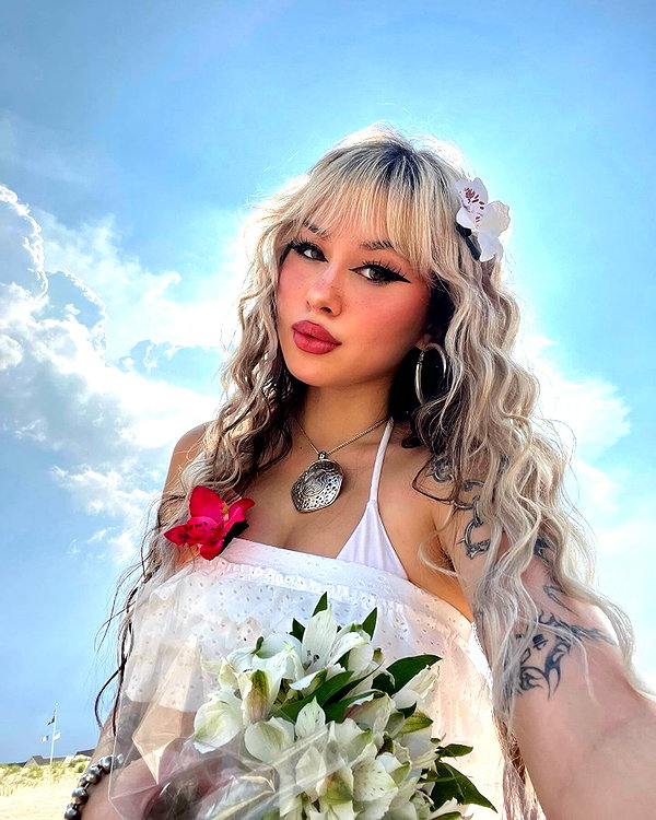 melislie instagram image archive image