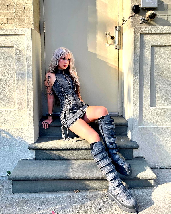 melislie instagram image archive image