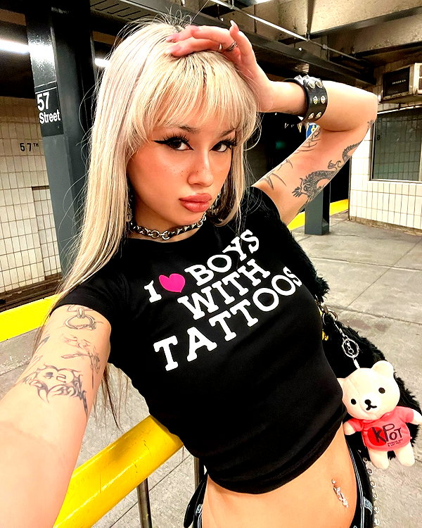 melislie instagram image archive image