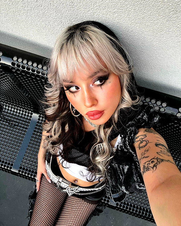 melislie instagram image archive image