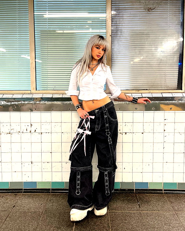 melislie instagram image archive image