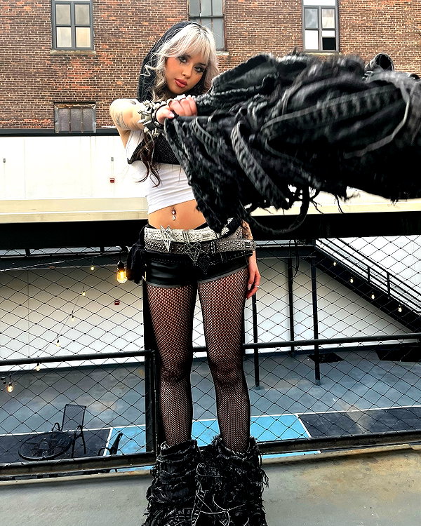 melislie instagram image archive image