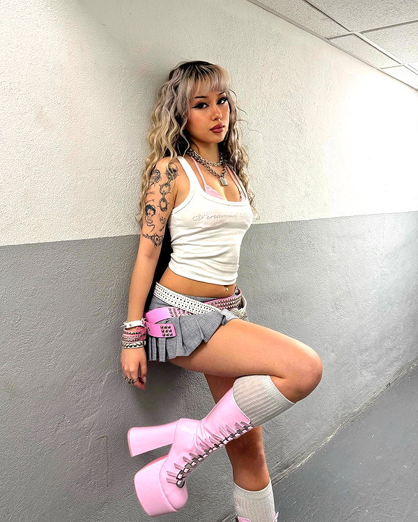 melislie instagram image archive image