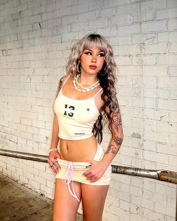 melislie instagram image archive image