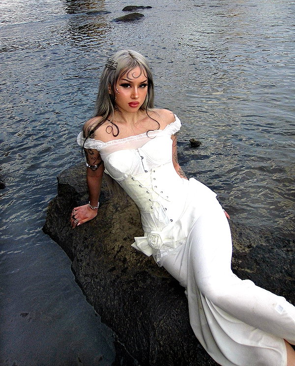 melislie instagram image archive image