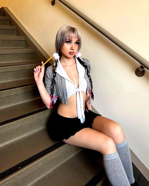 melislie instagram image archive image