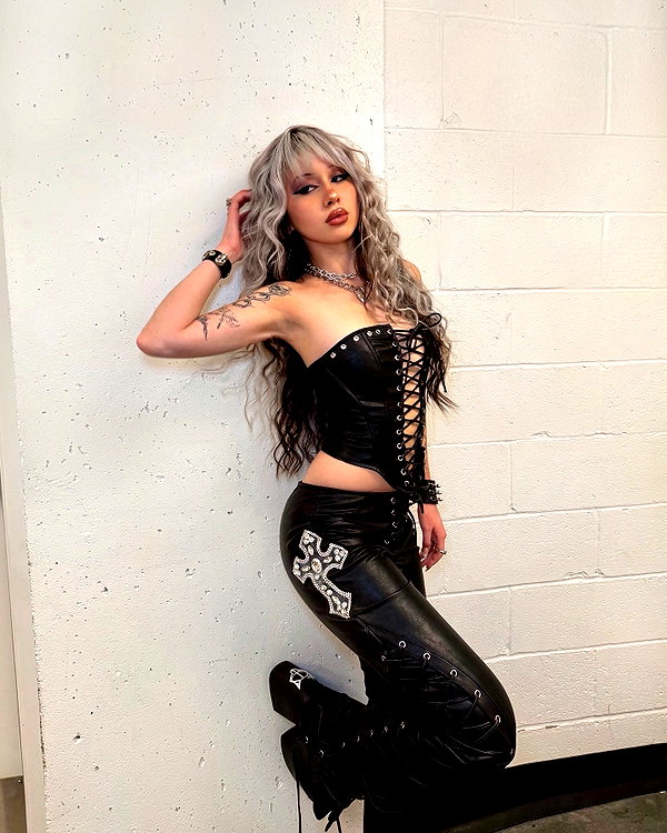 melislie instagram image archive image