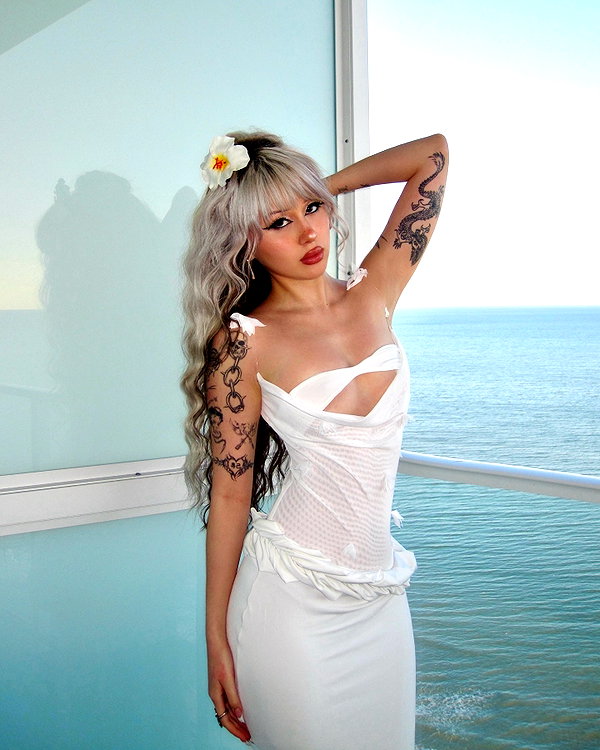 melislie instagram image archive image
