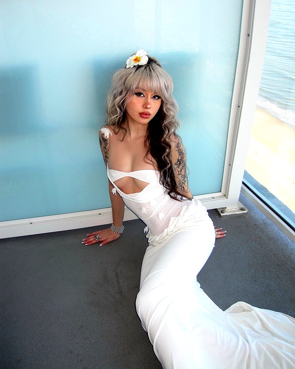 melislie instagram image archive image