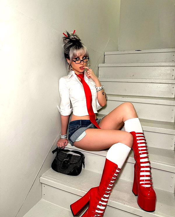 melislie instagram image archive image