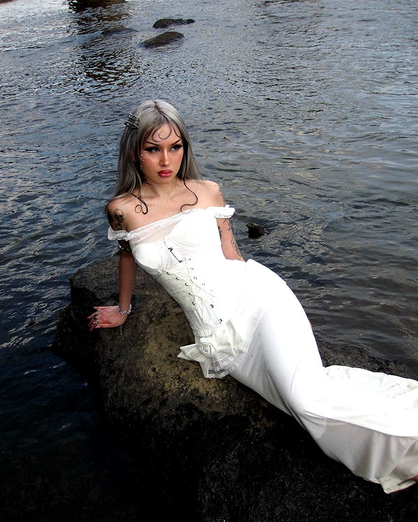 melislie instagram image archive image