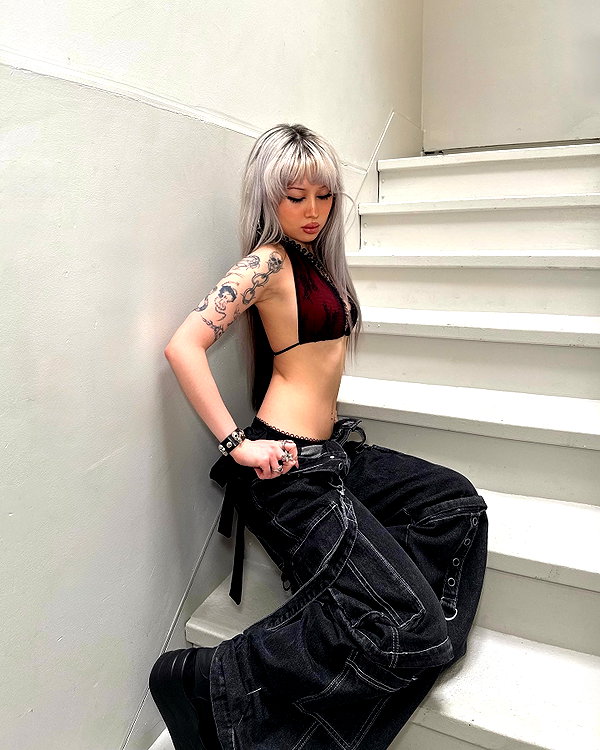 melislie instagram image archive image