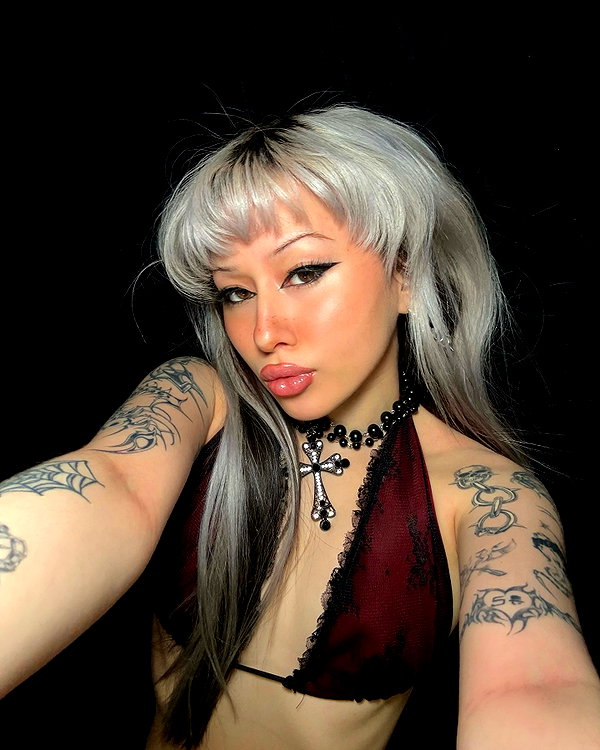 melislie instagram image archive image