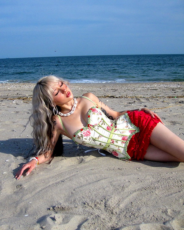melislie instagram image archive image