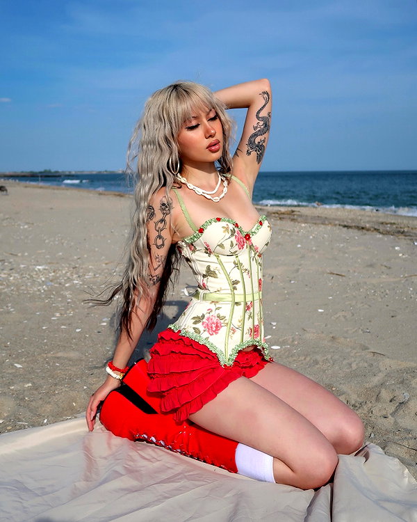 melislie instagram image archive image