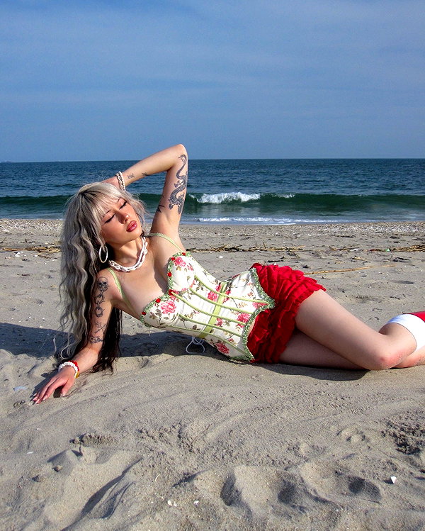 melislie instagram image archive image