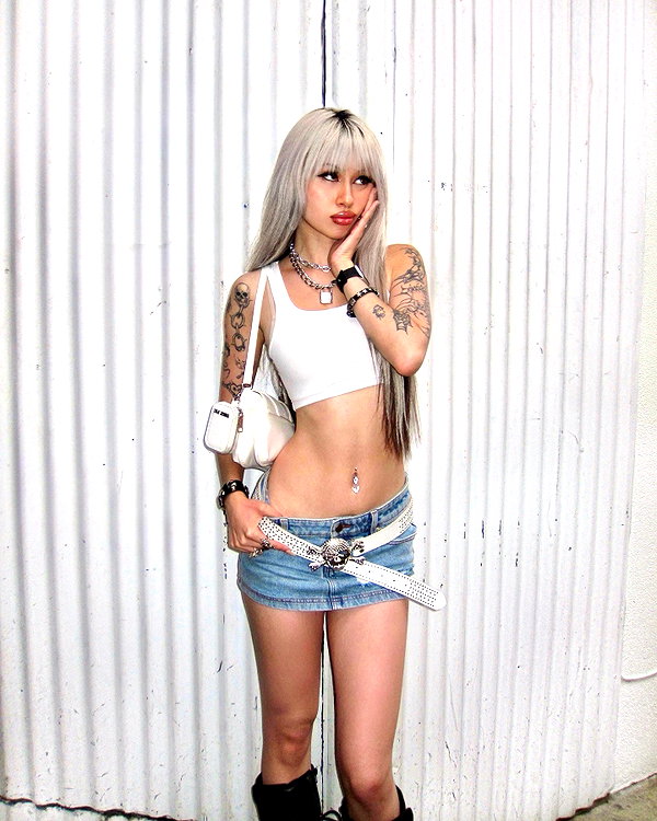 melislie instagram image archive image