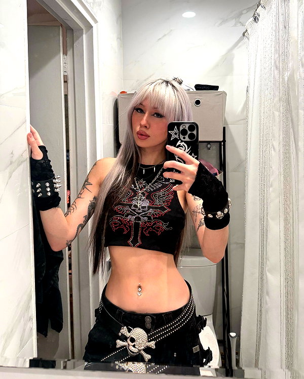 melislie instagram image archive image
