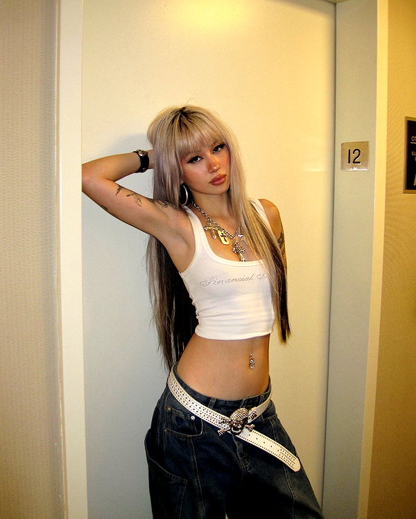 melislie instagram image archive image