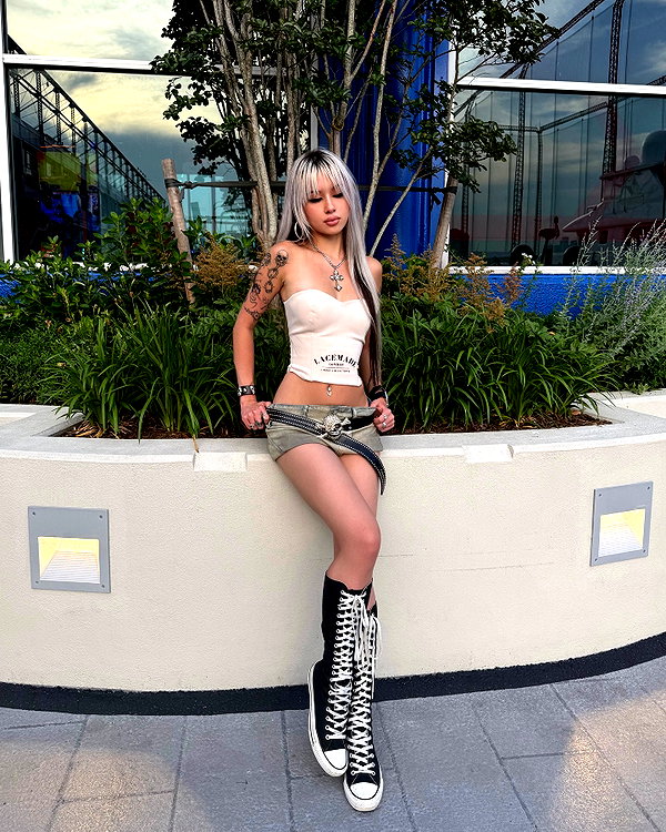 melislie instagram image archive image