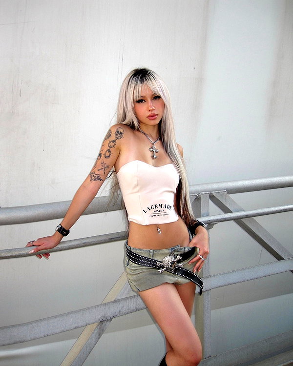 melislie instagram image archive image